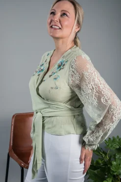 BL^NK EMMAN WRAP TOP SAGE