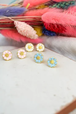 DAISY ENAMEL STUDS