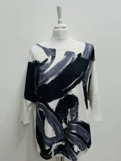 Elsewhere Brush Stroke Print Batwing Top