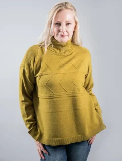 FOIL POUNDING THE PAVEMENT SWEATER GRASSY GREEN