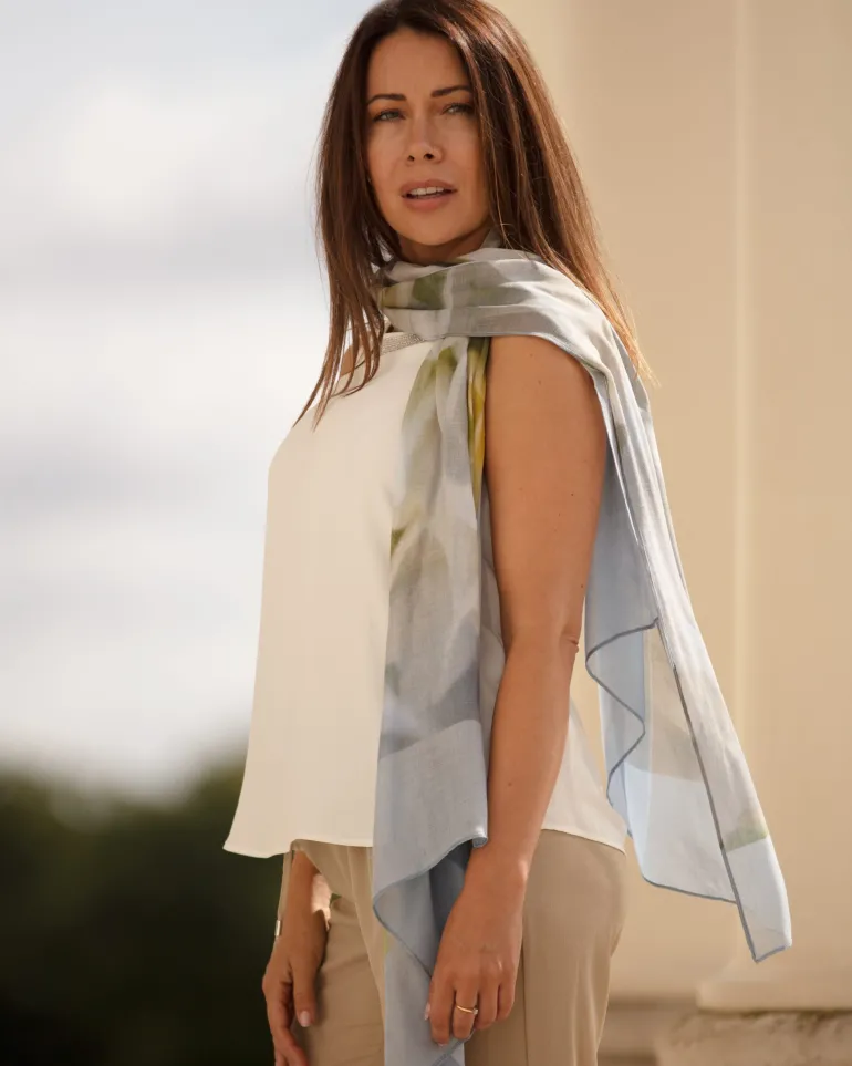FROM MY MOTHER'S GARDEN BLUE HYDRANGEA BAMBOO SCARF