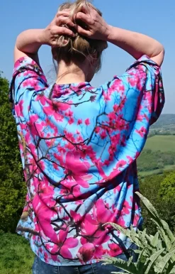 FROM MY MOTHER'S GARDEN MAGNOLIA LIGHTWEIGHT KIMONO