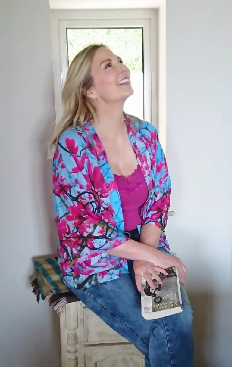 FROM MY MOTHER'S GARDEN MAGNOLIA LIGHTWEIGHT KIMONO