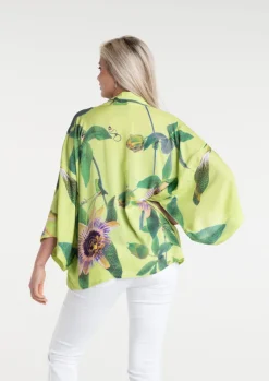 From My Mother's Garden Passionflower Short Kimono Lime