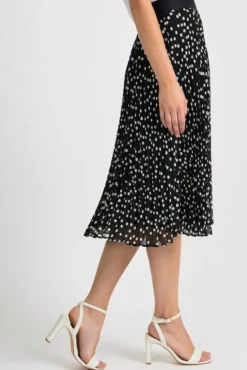 JOSEPH RIBKOFF SPOT PLEAT SKIRT