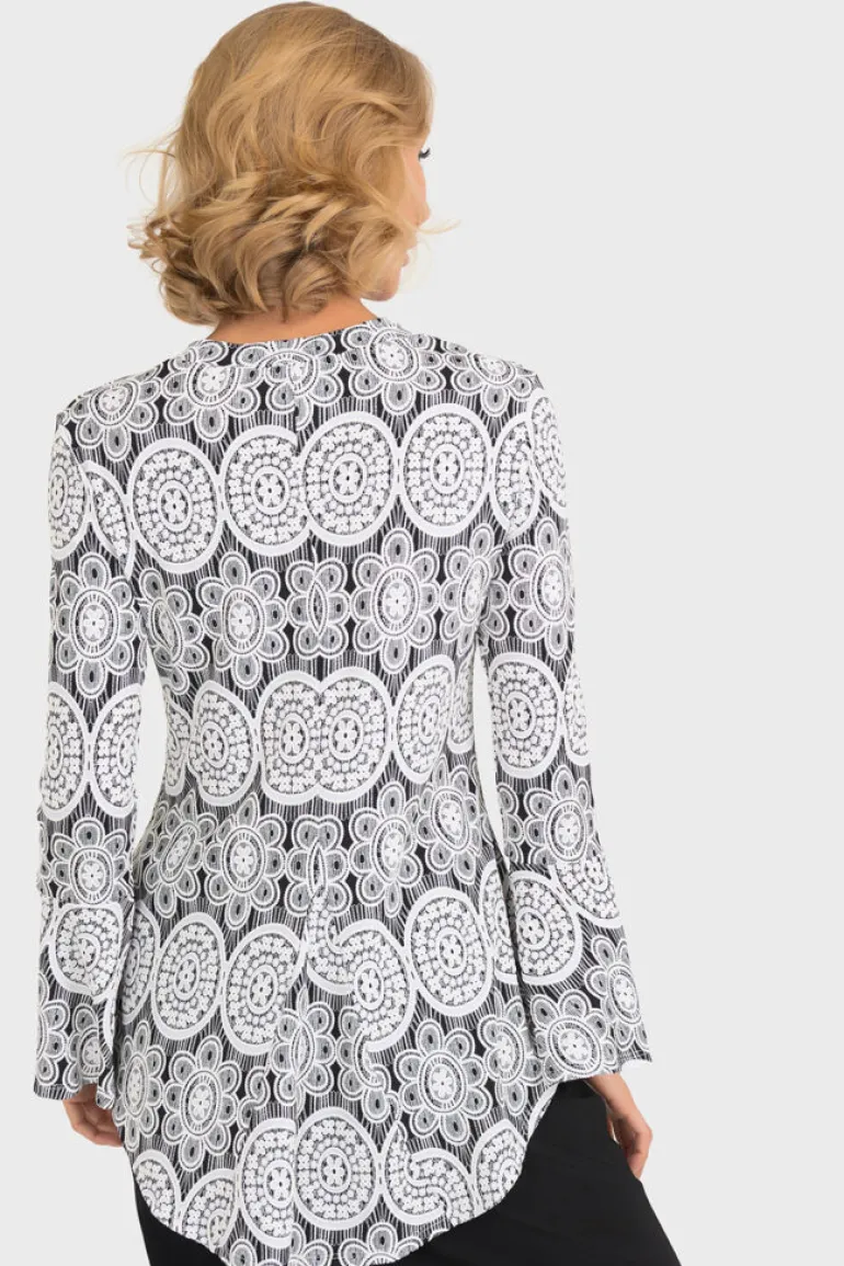 JOSEPH RIBKOFF WHITE LACE TEXTURED TOP