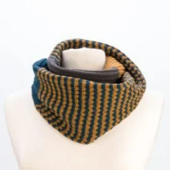 KUSAN MERINO INFINITY SCARF
