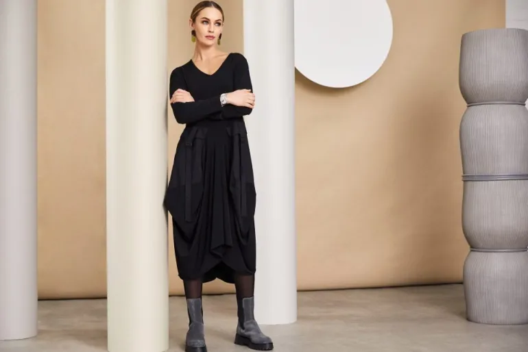 Naya Dress with Contrast Fabric Pockets