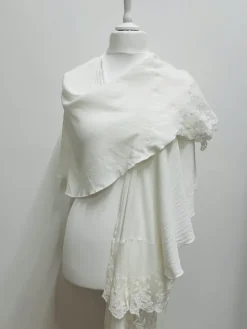 Out of Xile Lace Cape White