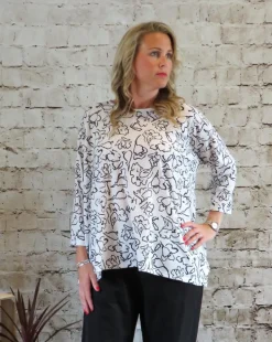 Out of Xile Linen Button Back Top Monochrome