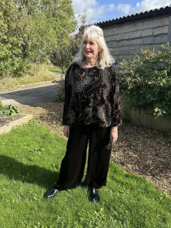 Out of Xile Velvet Trousers Brown