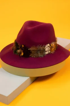 POWDER FEATHER HAT DAMSOM
