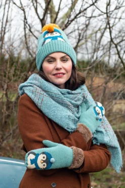 POWDER PENGUIN HAT ICE