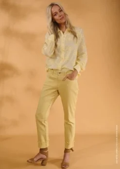 Red Button Lulu Jeans Vanilla