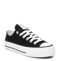 Refresh Black Canvas Trainers