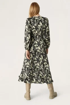 Soaked in Luxury Karven Dress Black Leaf