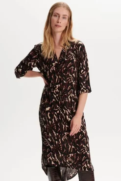 SOAKED IN LUXURY ZAYA DRESS DARK TRICOLOUR PRINT