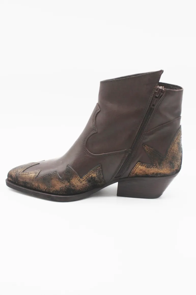 STAR BOOT BROWN - LIMITED EDITION