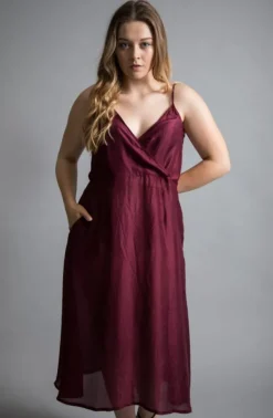 YAVI SLIP SILK DRESS WINE